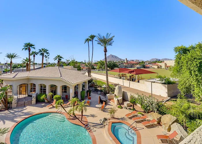 Walkable Oasis W/ Pool Near Old Town Scottsdale