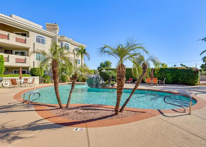 Walkable Oasis W/ Pool Near Old Town Scottsdale